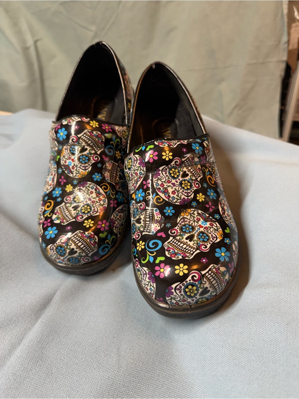 Savvy Black Multi-colored patent leather and real leather quarter lining Clogs - Picture 2 of 9